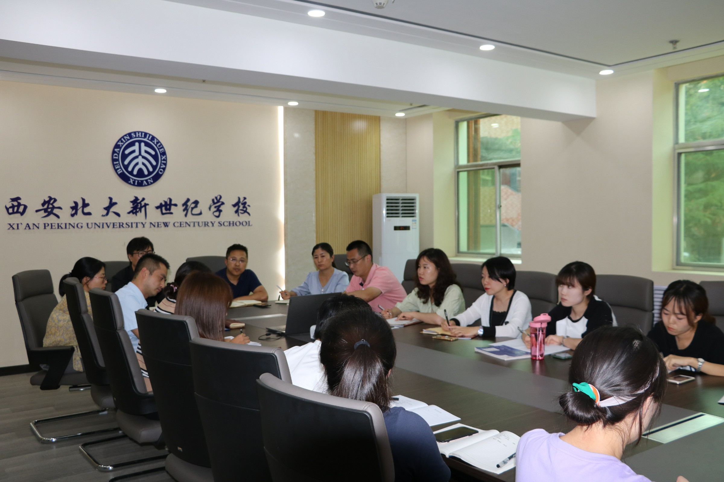 初中部班主任沙龙——智慧分享，温暖同行