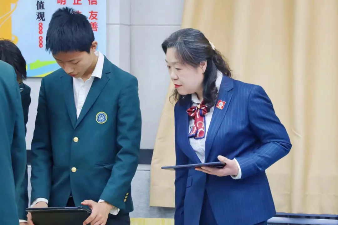示范引领细研教学 砥砺深耕携手共进 | 2023—2024学年第二学期西安藤信学校示范引领课活动（一）